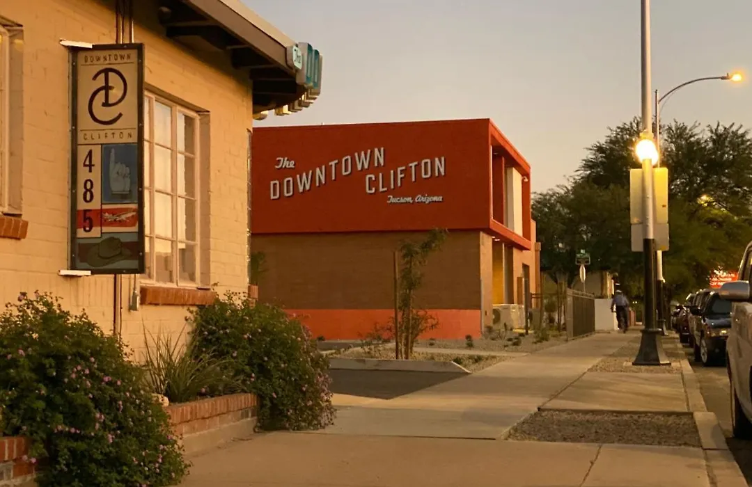 The Downtown Clifton Hotel-1