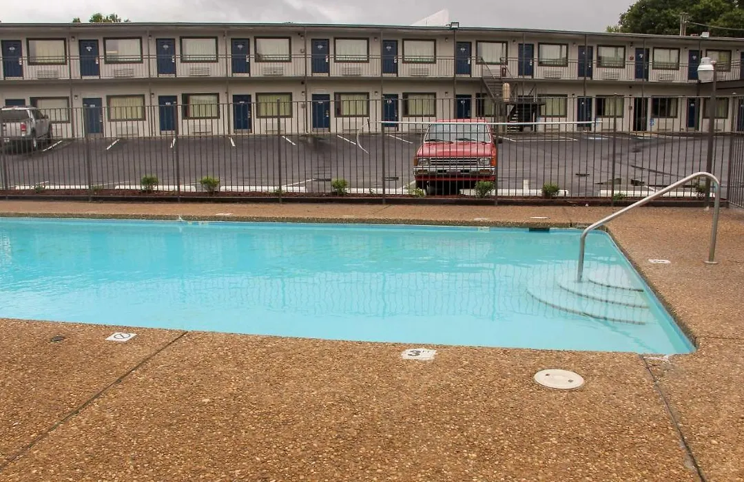 Motel 6-Fayetteville, Ar-1