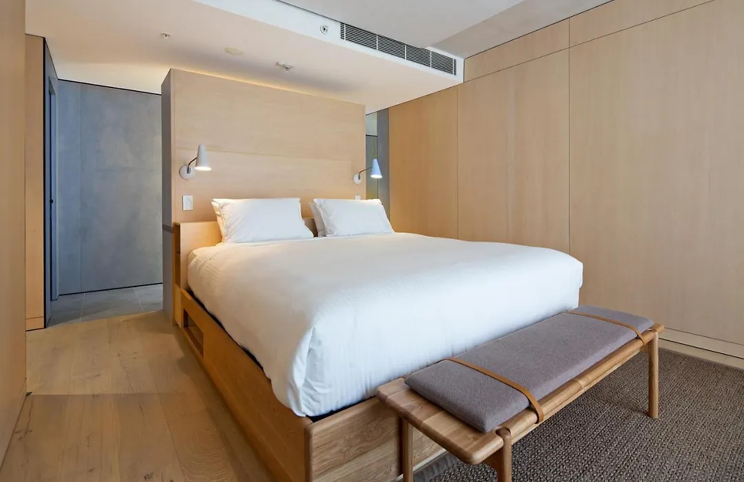 Zara Tower - Luxury Suites And Apartments-1