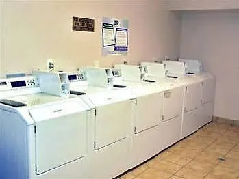 Intown Suites Extended Stay Gulfport-1
