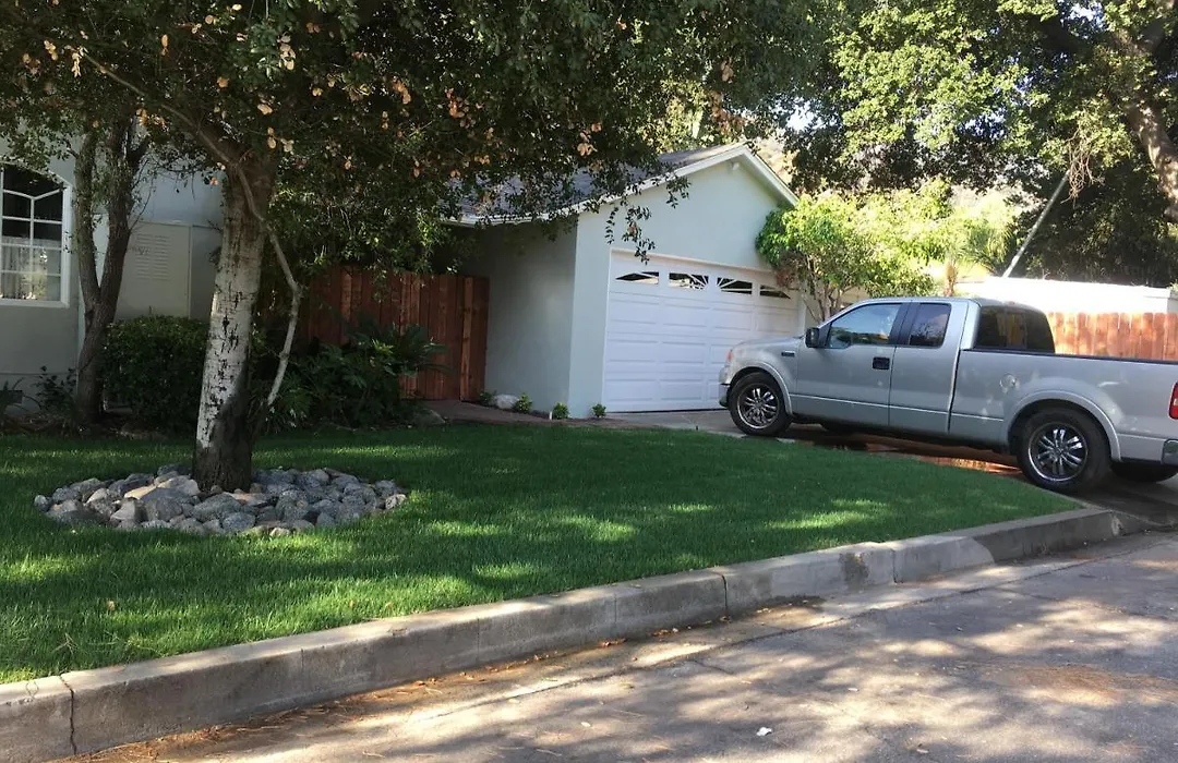 Glendale Guest House-1