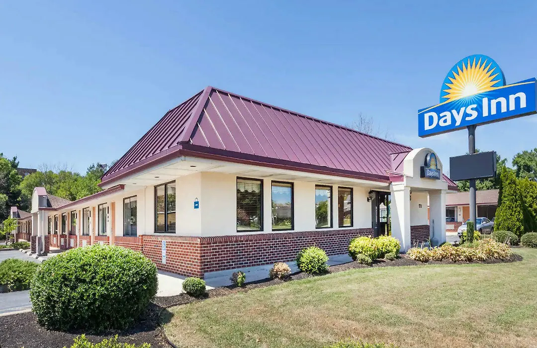 Days Inn By Wyndham Dover Downtown-1