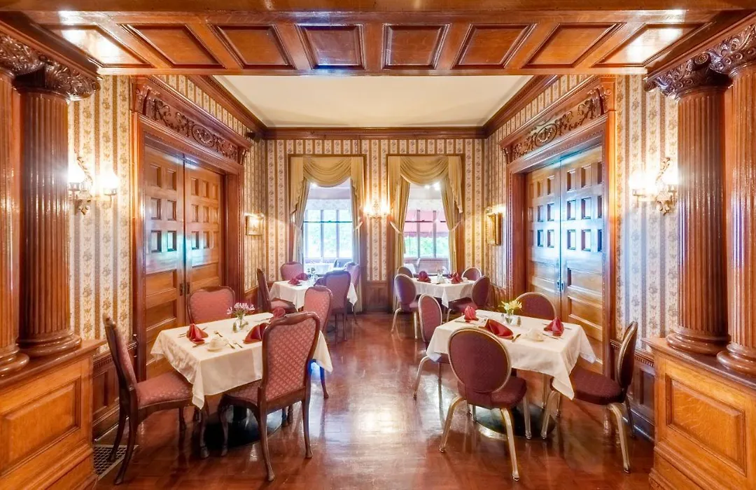 Vinifera Inn-1