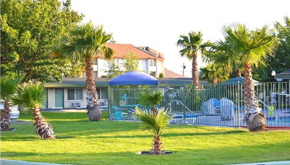 Town House Motel-1