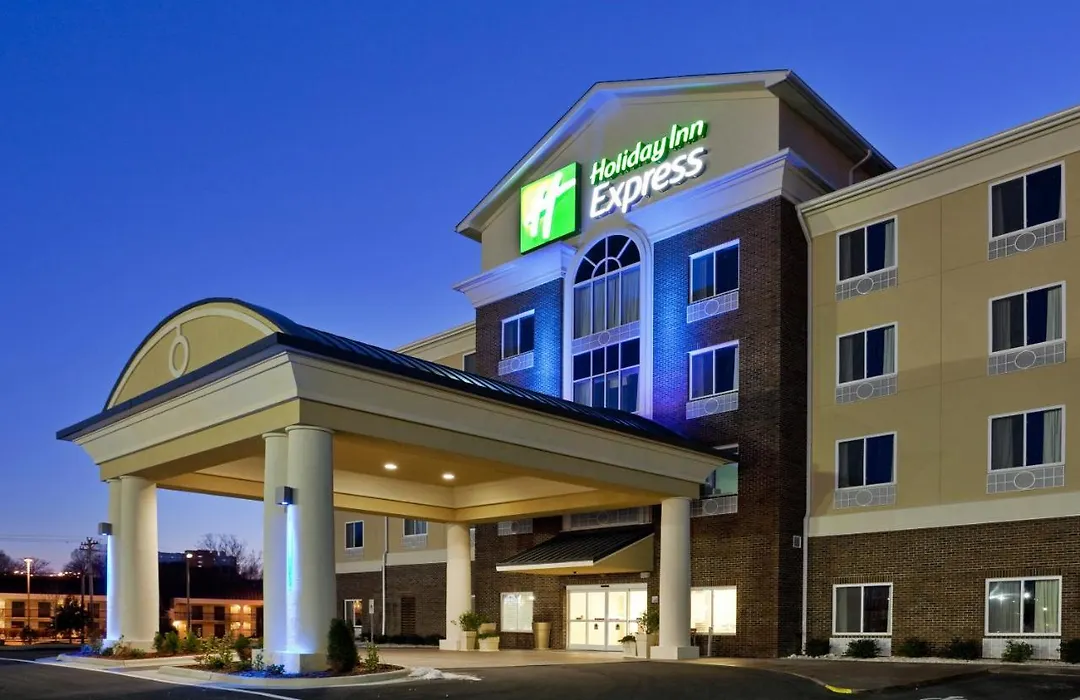Holiday Inn Express & Suites Statesville-1