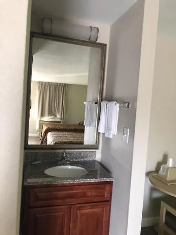 Flamingo Beach Inn-1