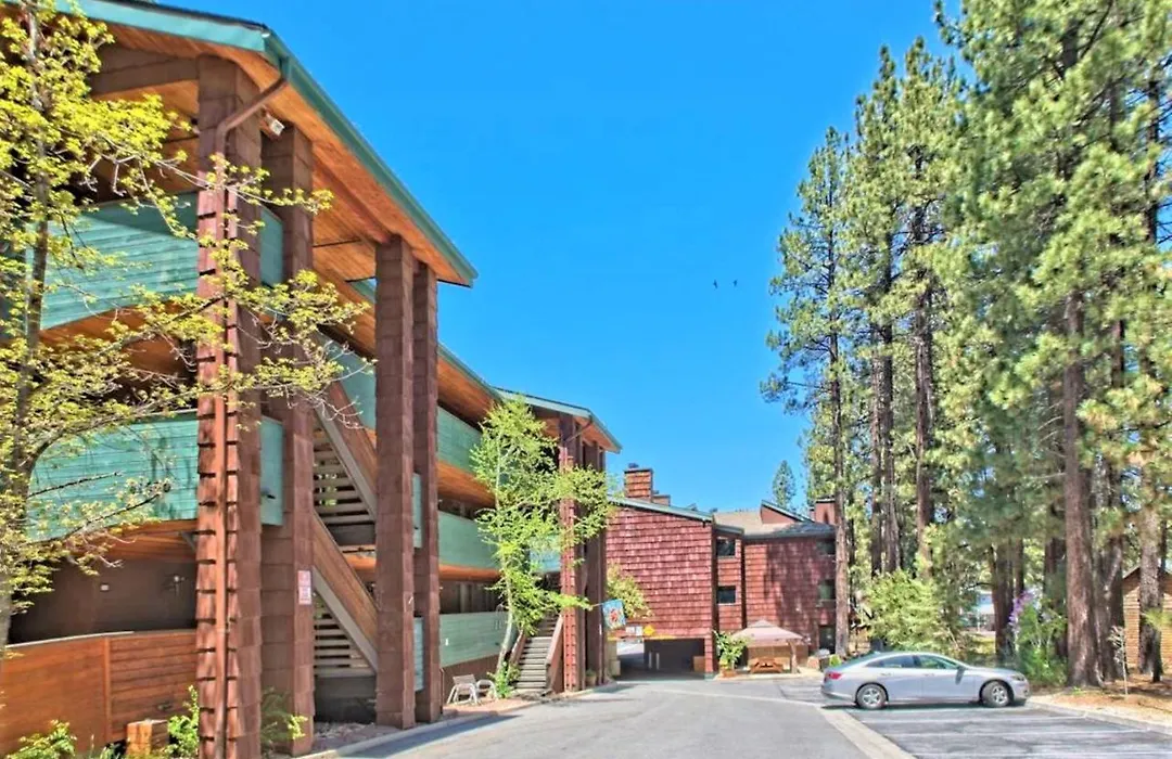 Getaways At Snow Lake Lodge-1