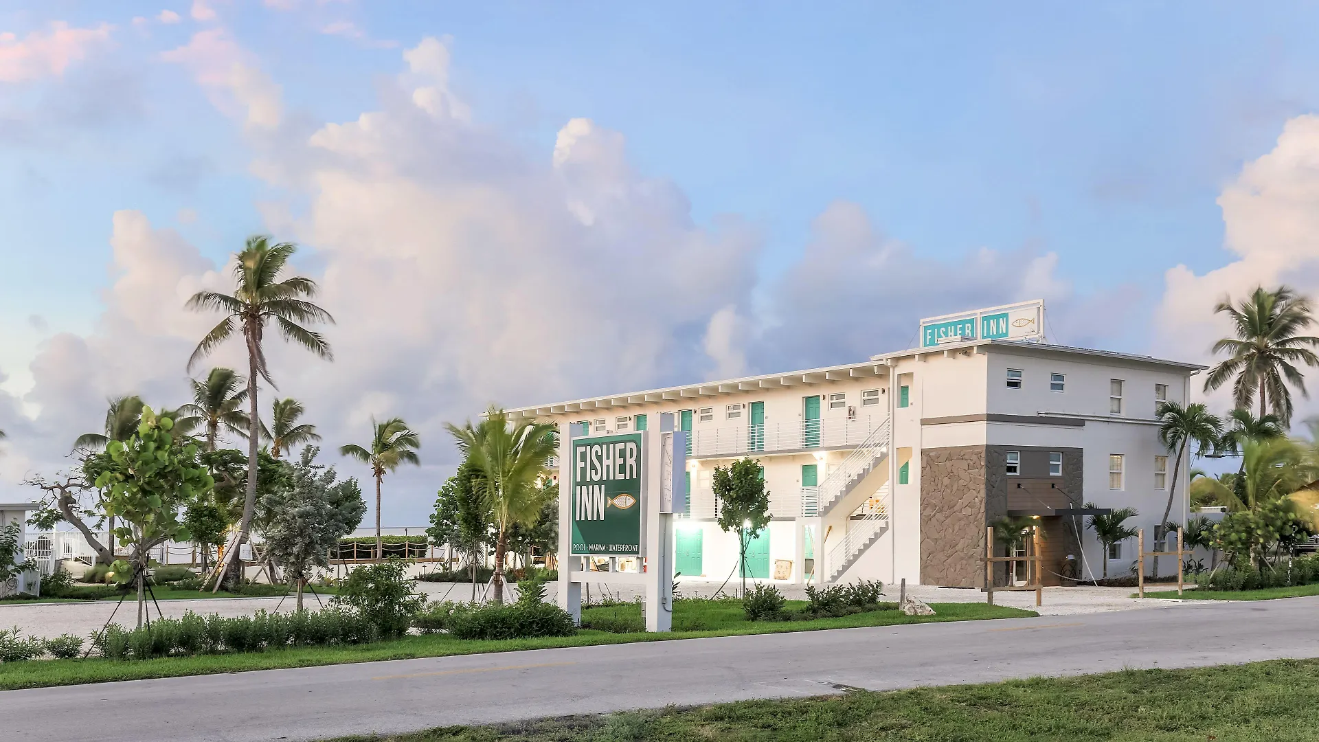 Fisher Inn Resort & Marina Islamorada: 3 star Hotel with a Minimum ...