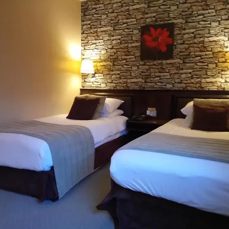 The Strathdon Hotel-3