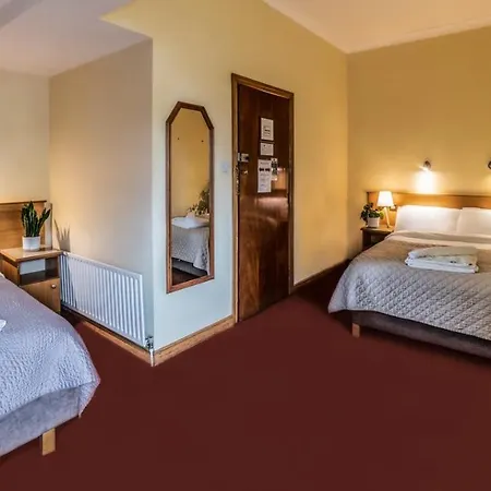 Holiday Hotel-2