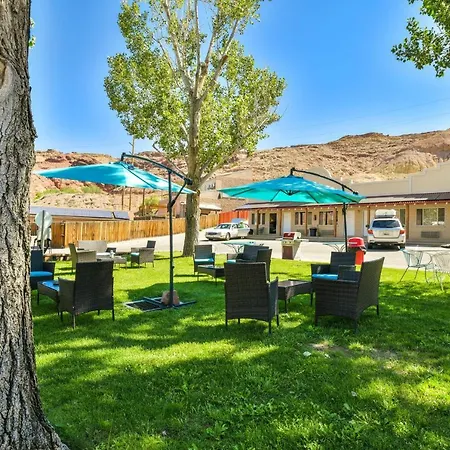Adventure Inn Moab-2