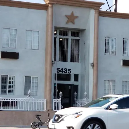 Hollywood Stars Inn-2