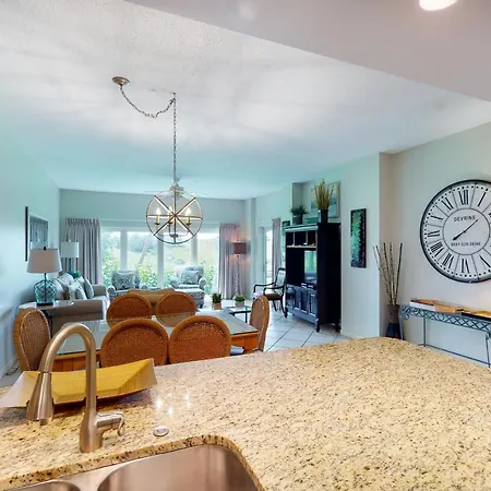 Tops'L Beach Manor 0113-3