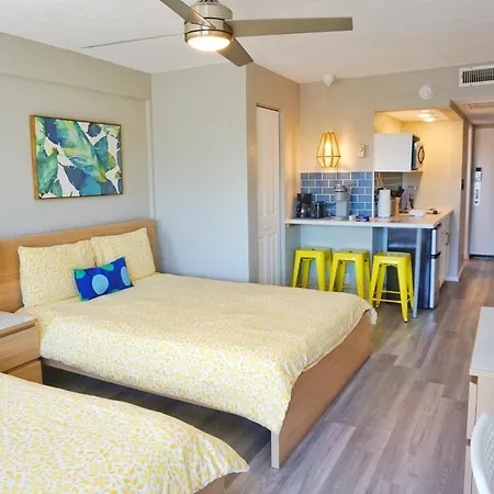 Daytona Inn Studios-3