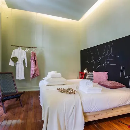 Lisbon Dreams Guest House-3