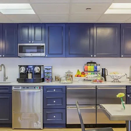 Winthrop Beach Inn And Suites Boston Logan Airport (Adults Only)-2