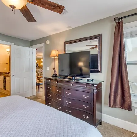 Crystal Dunes 202-3