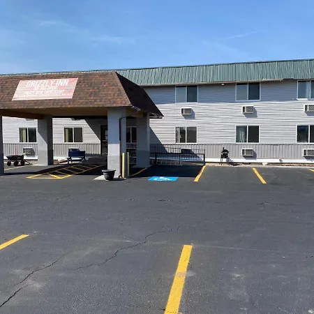 Grizzly Inn-3