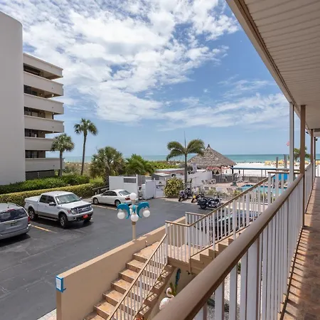 Plaza Beach Hotel - Beachfront Resort-2