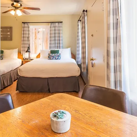 Buckeye Tree Lodge-2