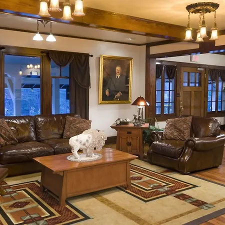 State Game Lodge At Custer State Park Resort-2