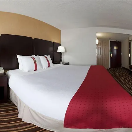 Holiday Inn Philadelphia-Stadium-3