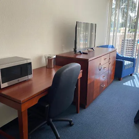 Miami Gardens Inn & Suites-2
