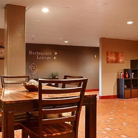 Best Western Golden Lion Hotel-3