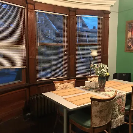 5 Star Victorian Mansion-Downtown No Locals-2