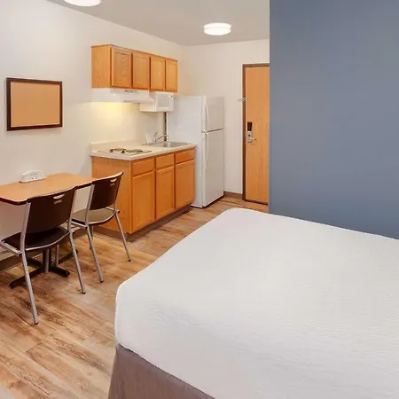 Woodspring Suites Ankeny Des Moines-2