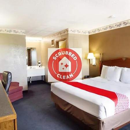 Oyo Hotel Osage Beach By Lake Of The Ozarks-3