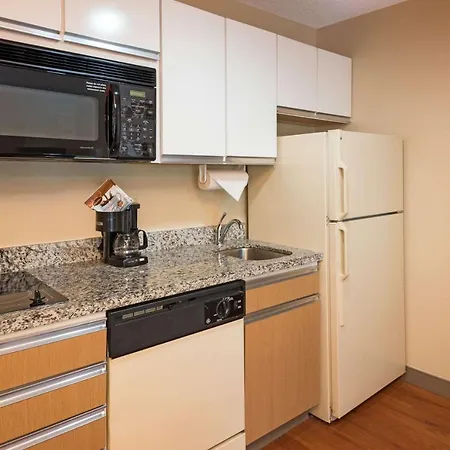 Mainstay Suites Hartford Meriden-2