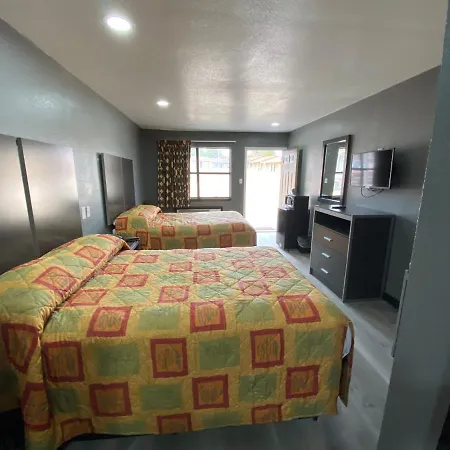Town House Motel-3