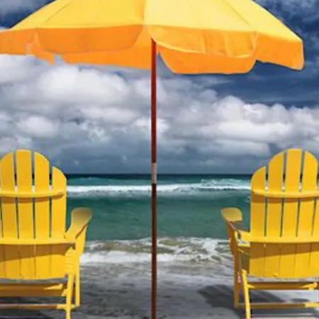 South Padre Island Beachfront Condo: Award-Winning Coastal Retreat-2