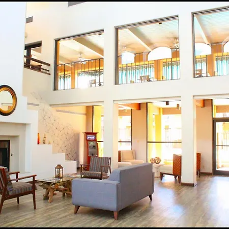 Ramada By Wyndham Tucson Airport-2