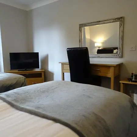 The Beeches Hotel & Leisure Club-3