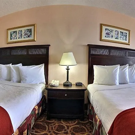 Holiday Inn Express Hobbs-2