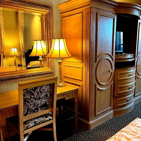 Celebrity Boutique Hotel-2