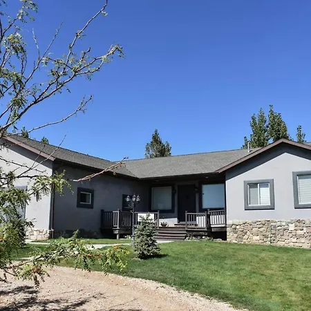 Bryce Country Cabins-2