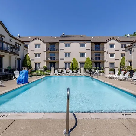 Club Hotel Nashville Inn & Suites-2