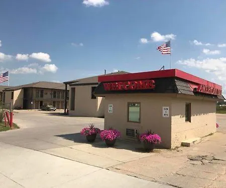 American Inn Council Bluffs-3