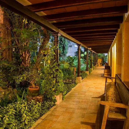Hotel Las Farolas-2