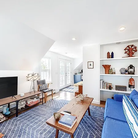 West End Nest-2