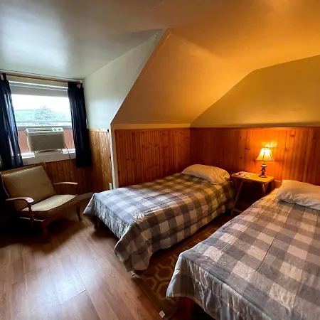 The Riverside Inn-3