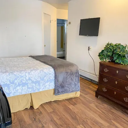 Guest Ranch Motel-2