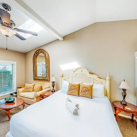 Sandals Inn | Spa Suite-3