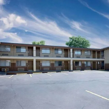 Days Inn Spokane-2