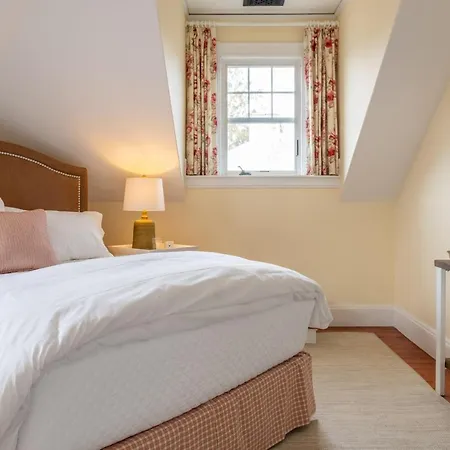 Margin Street Inn-2