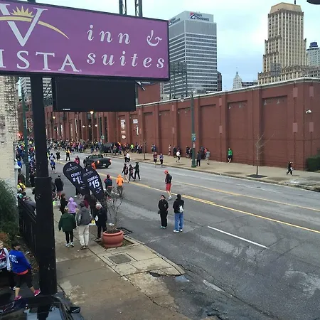 Vista Inn & Suites Beale Street-2
