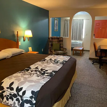 Ashwood Inn & Suites-3